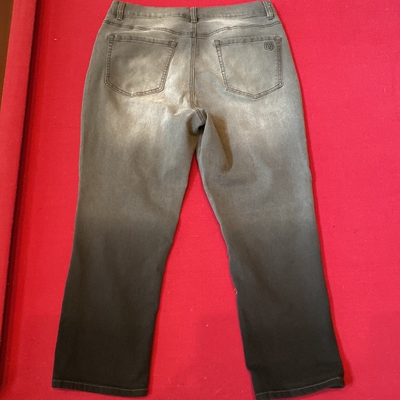 Diane Gilman DG2 brand jean ombré grey to black. - Picture 6 of 6